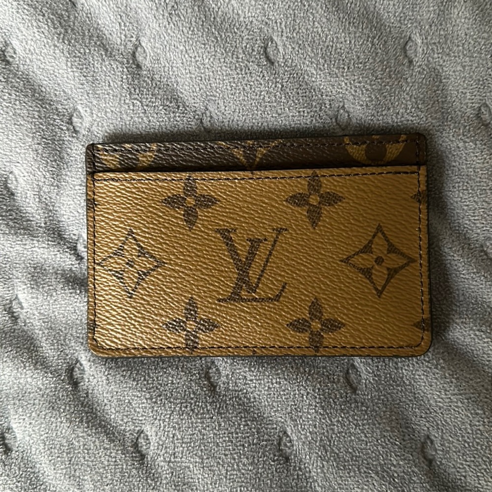 Louis Vuitton Monogram Reverse Cardholder